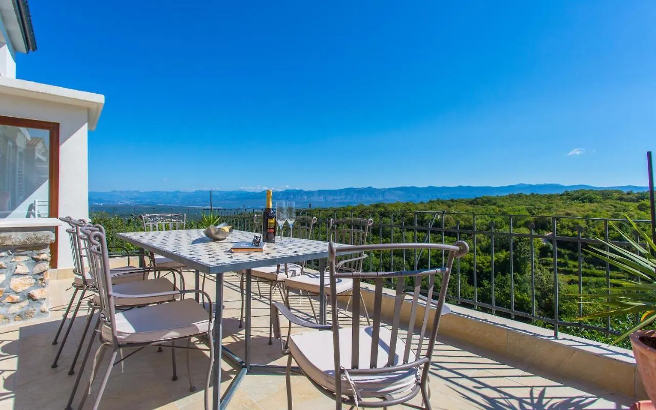 Villa Storia Dobrinj Croatia